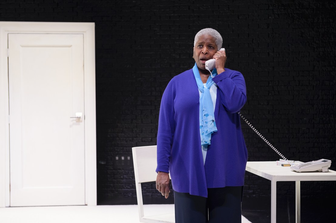 HILLARY AND CLINTON at Victory Gardens&nbsp;Theater