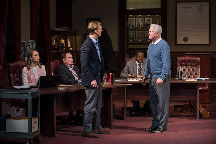 Review: THE MINUTES at Steppenwolf Theatre&nbsp;Company