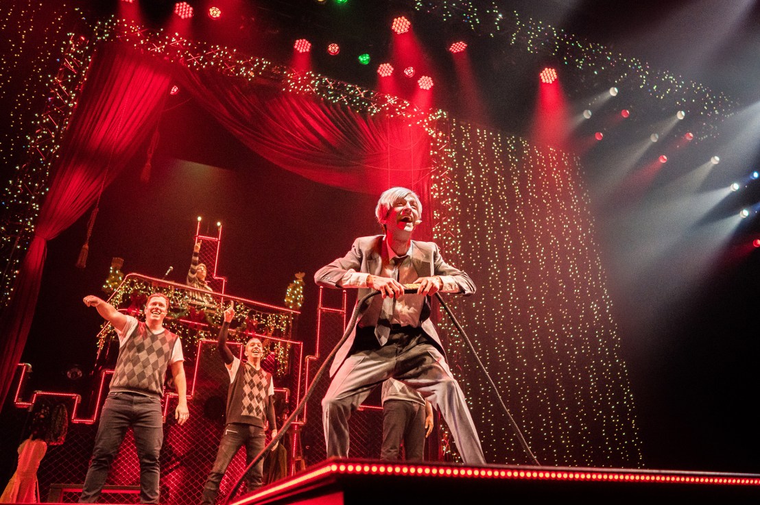 Review: Q BROTHERS CHRISTMAS CAROL at Chicago Shakespeare&nbsp;Theater