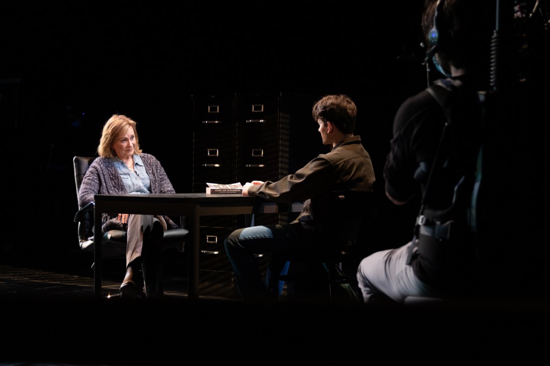 Review: THE SOUND INSIDE at Goodman&nbsp;Theatre