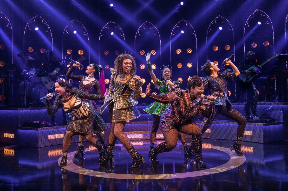 Review: SIX National Tour Presented by Broadway In&nbsp;Chicago