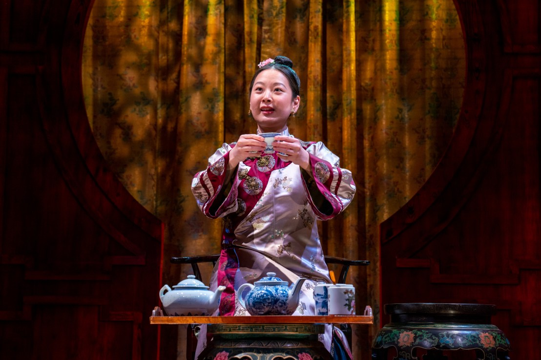 Review: THE CHINESE LADY at TimeLine Theatre&nbsp;Company