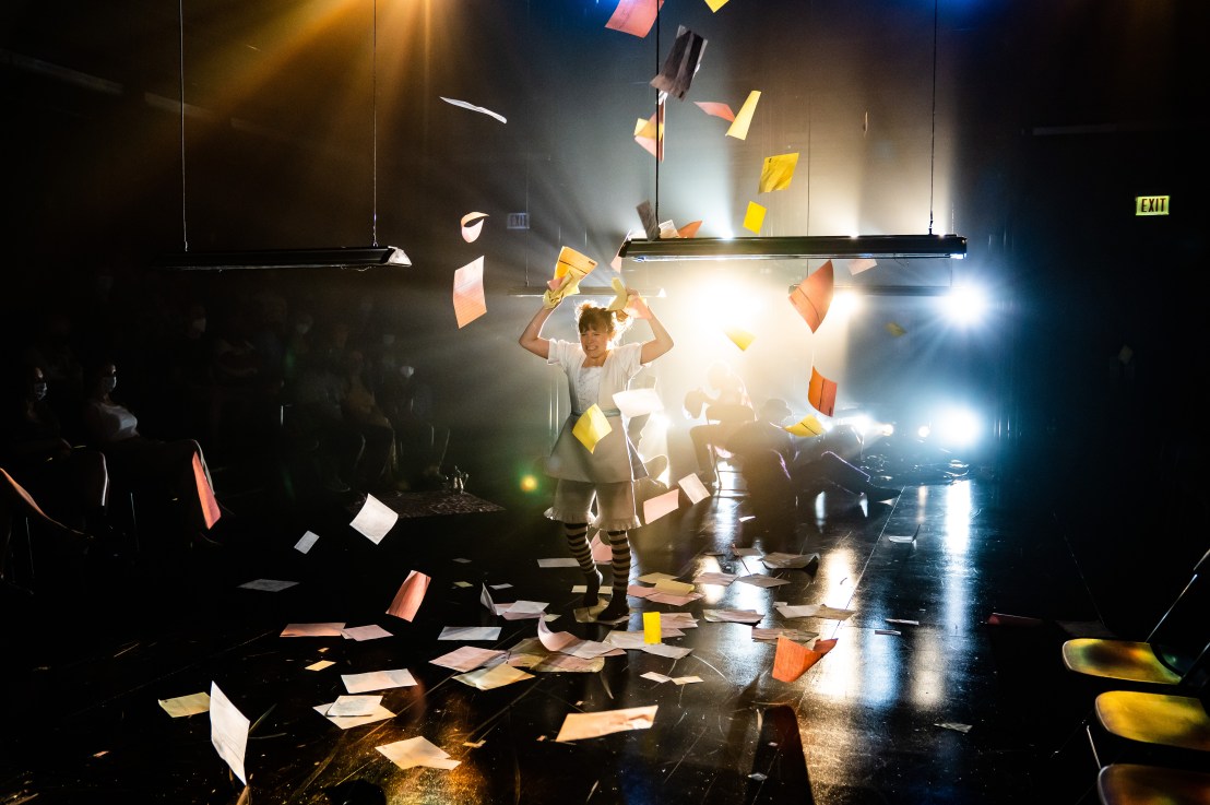 Review: LOOKINGGLASS ALICE at Lookingglass Theatre&nbsp;Company