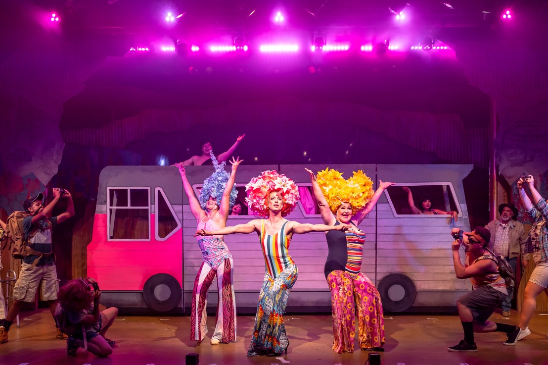 Review: PRISCILLA QUEEN OF THE DESERT at Mercury Theater&nbsp;Chicago